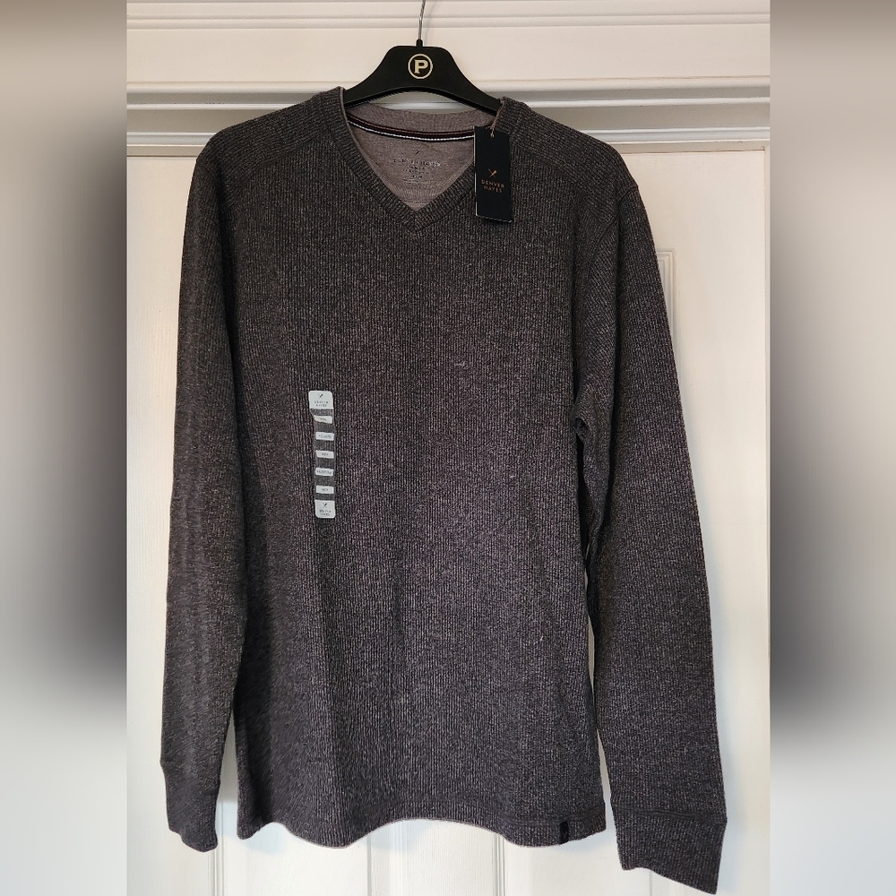 NWT Denver Hayes Shirt - Size Medium